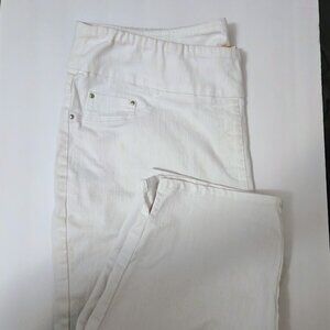 Ruby Rd white cotton blend‎ capris Size 16W